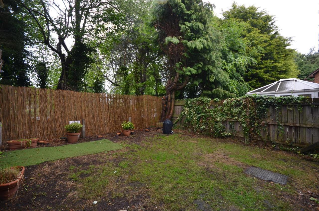 Bright Stylish 2 Bedroom Garden Apartment South Belfast Close To Everything Eksteriør bilde