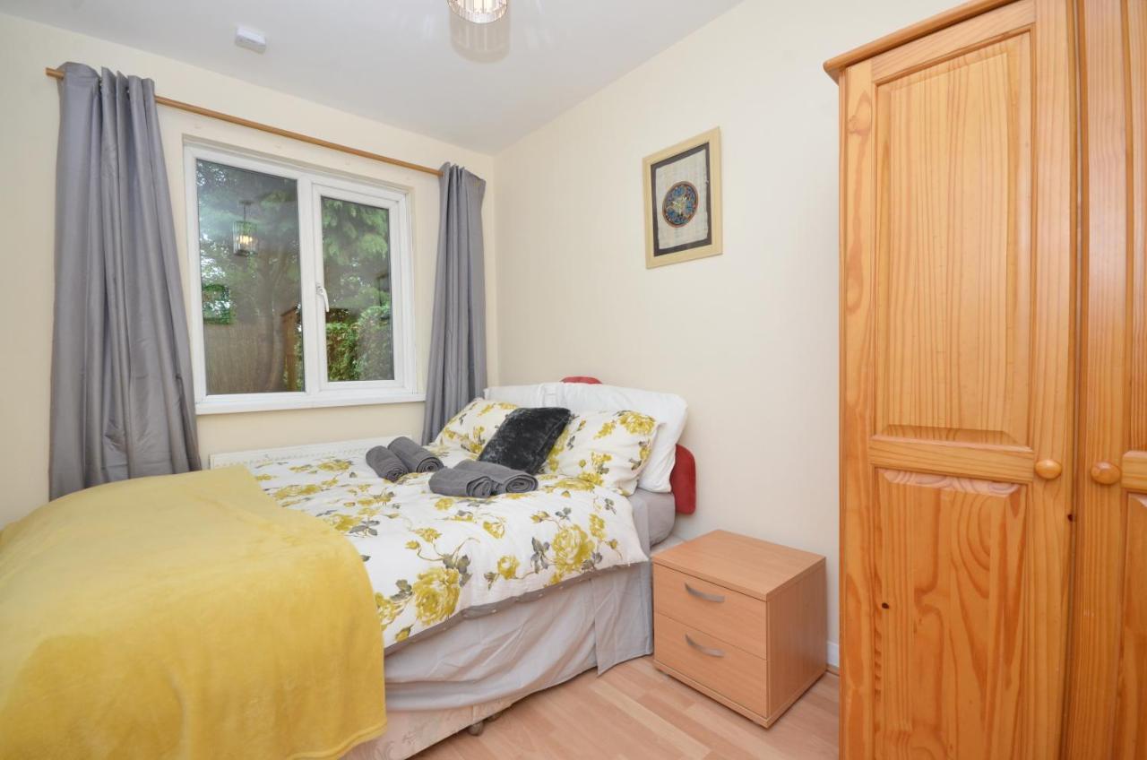 Bright Stylish 2 Bedroom Garden Apartment South Belfast Close To Everything Eksteriør bilde