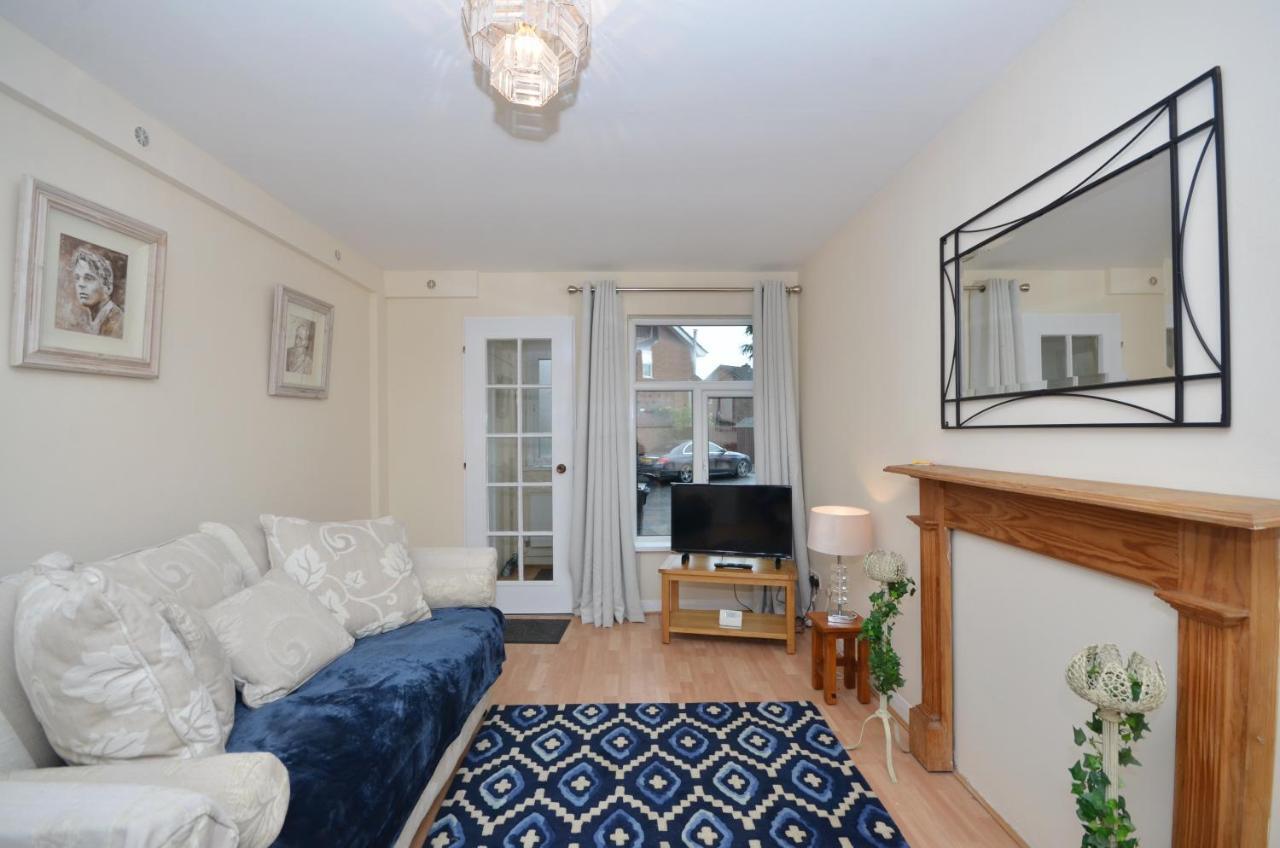 Bright Stylish 2 Bedroom Garden Apartment South Belfast Close To Everything Eksteriør bilde